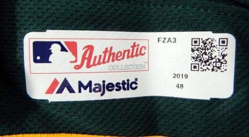 2019 Oakland A'nın Atletizm Yusmeiro Petit 36 Oyunu Yayınlanan Yeşil Forma 150 P 729 - Oyun Kullanılmış MLB Formaları